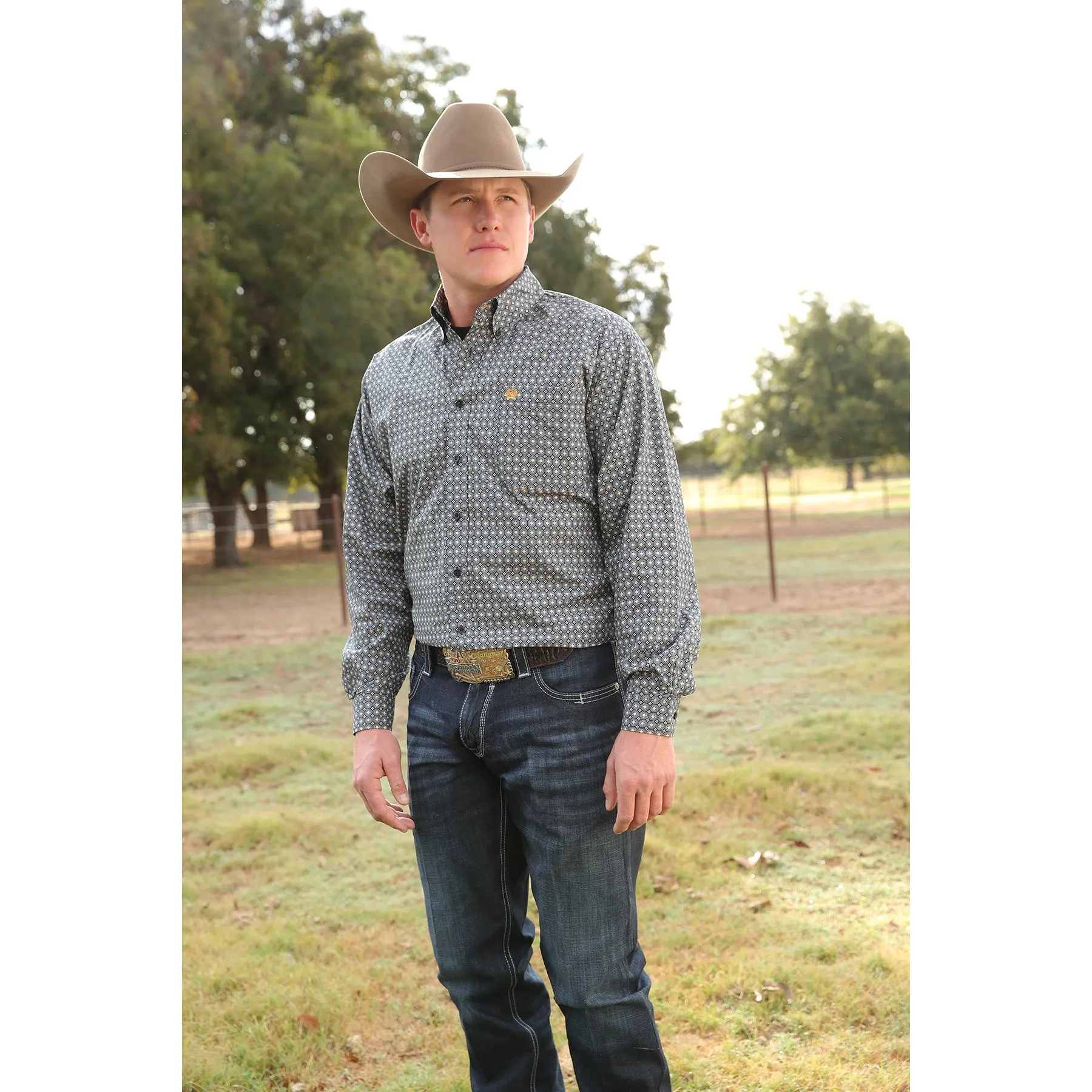 Cinch Men's Navy and Gold Medallion Button Down Western Shirt