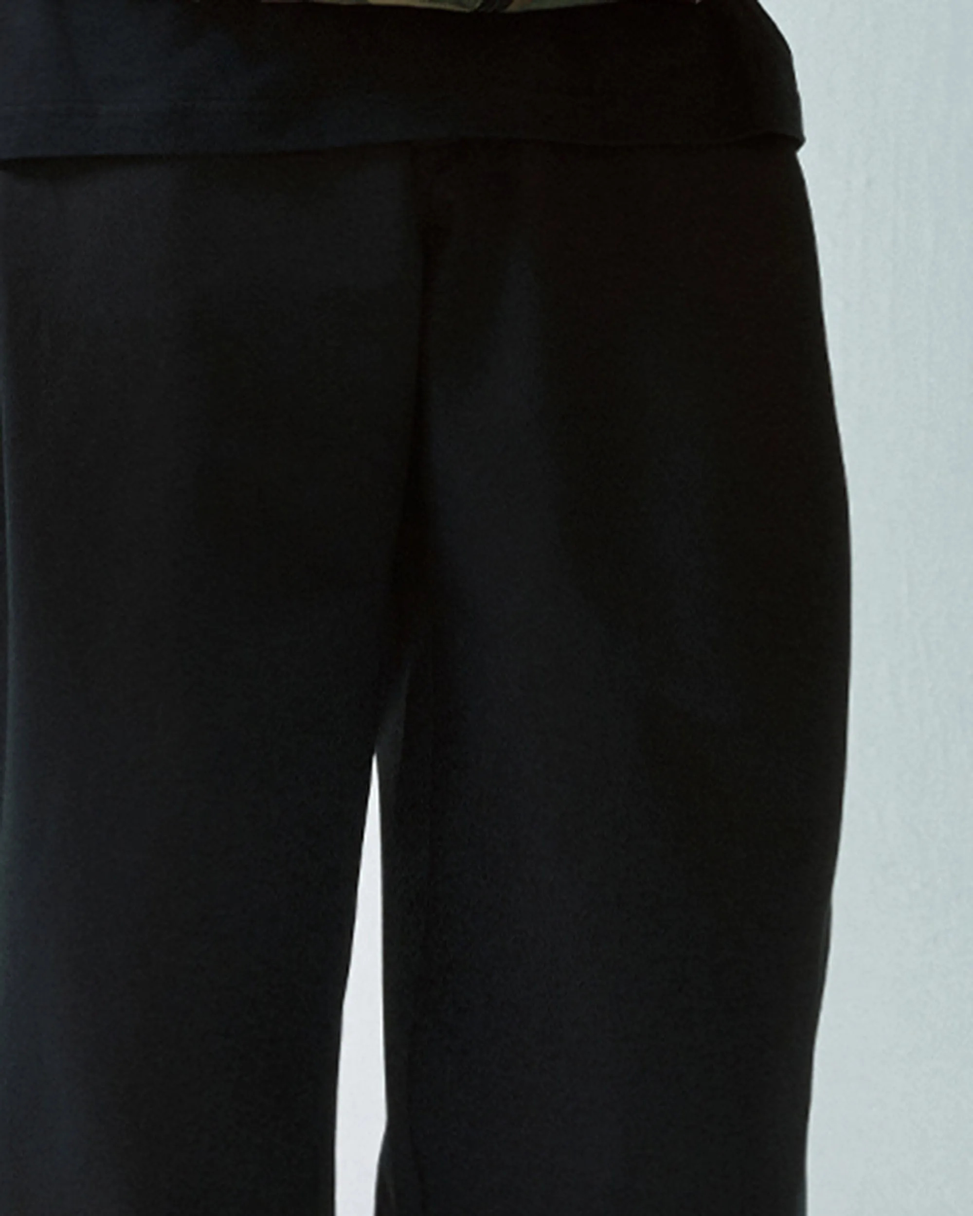 Relaxed Fit Wide-Leg Black Trousers